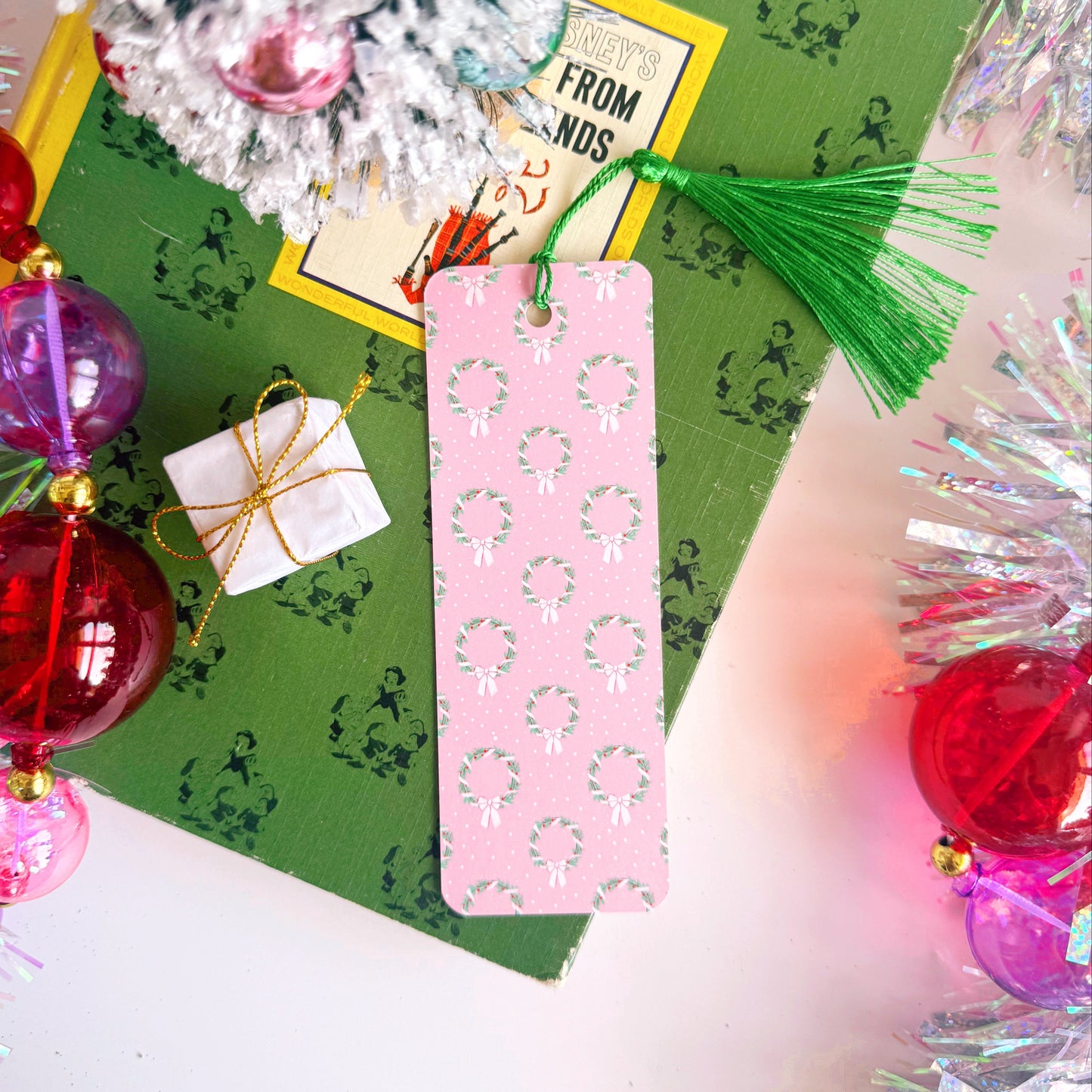 Christmas Wreath Bookmark